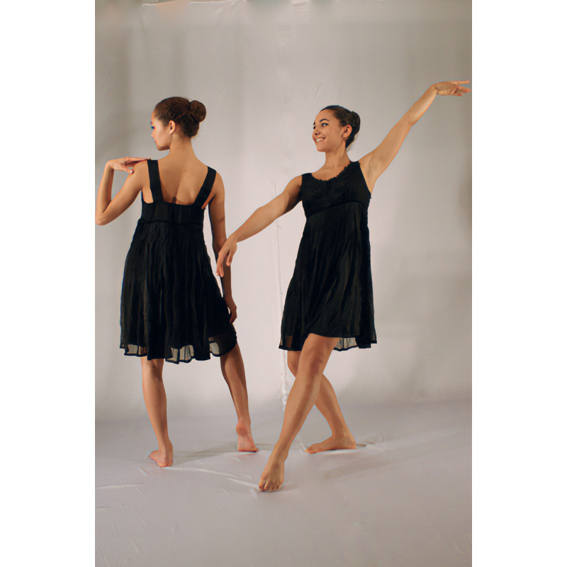 GR18I - Robe noire plissée en mousseline GR18I - Robe noire plissée en mousseline