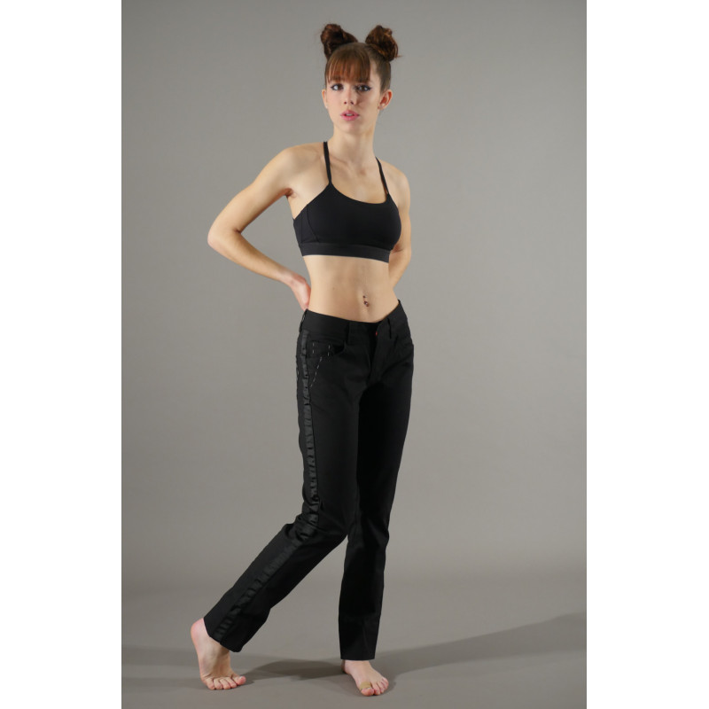 GP7 - Pantalon noir avec bande brillante sur le côté GP7 - Pantalon noir avec bande brillante sur le côté