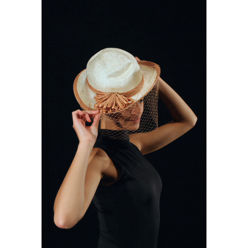 ACCCH13G - Chapeau de paille beige avec tour et voilette taupe