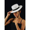 ACCCH38 - Chapeau blanc ruban noir