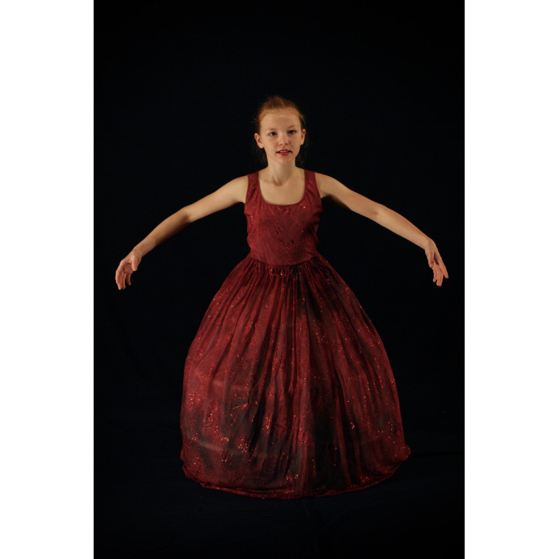 MEJ30 - Ensemble bordeaux avec crinoline MEJ30 - Ensemble bordeaux avec crinoline