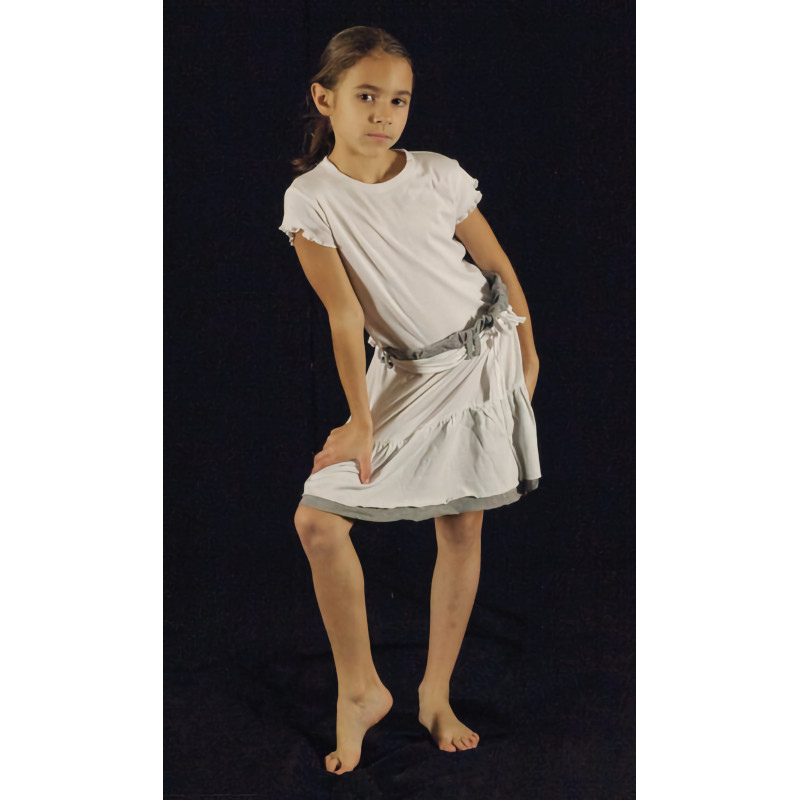 MJC6 - Jupe courte blanche avec liseret gris MJC6 - Jupe courte blanche avec liseret gris