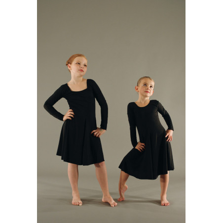 PR31 - Robe noire à manches famille Adams